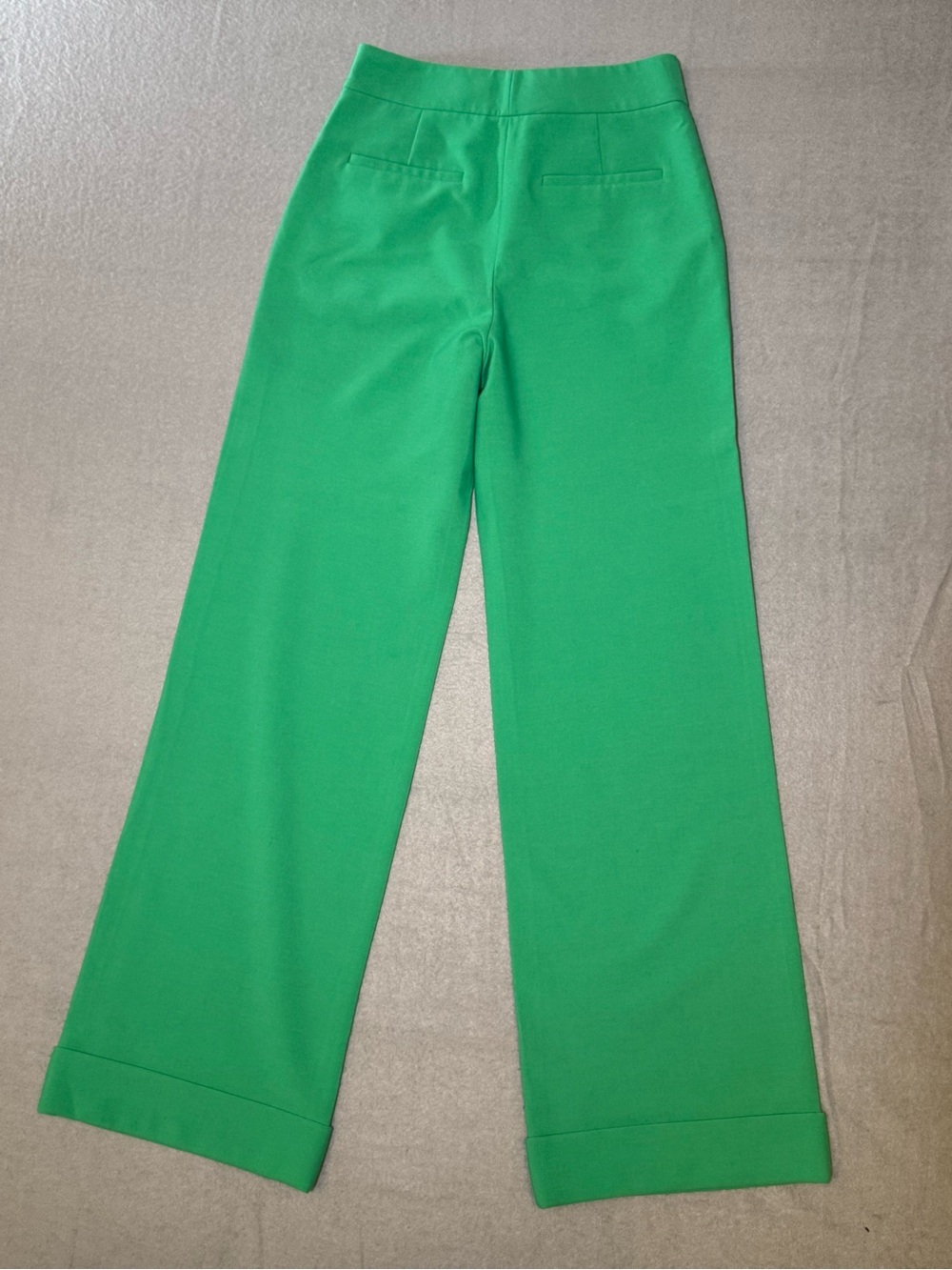 Alice + Olivia Green Wide Leg Cuffed Pants Trousers Women's Size 6 Kelly Green - Picture 2 of 7